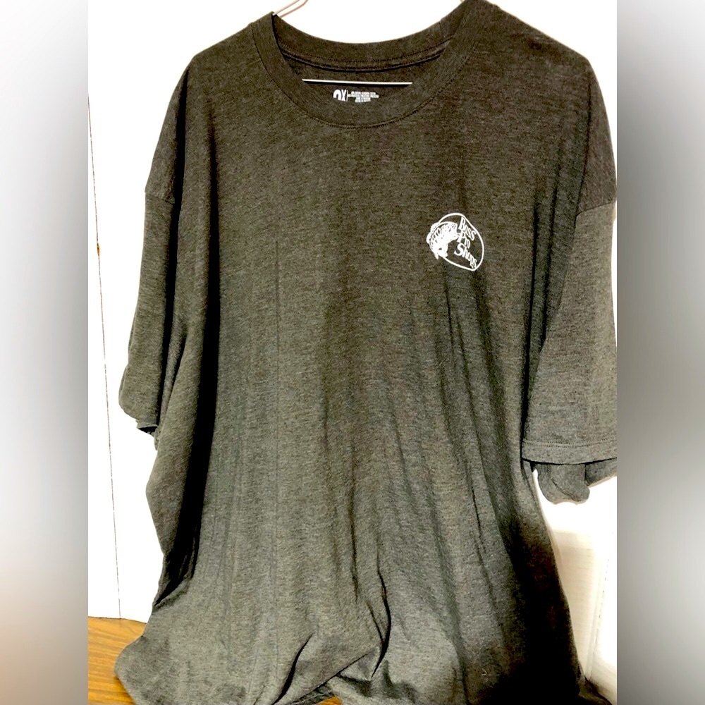Bass Pro T-Shirt 3XL “ I really love it when my wife lets me go fishing “